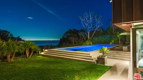 $32,500,000 | 28827 Grayfox Street, Malibu, CA 90265