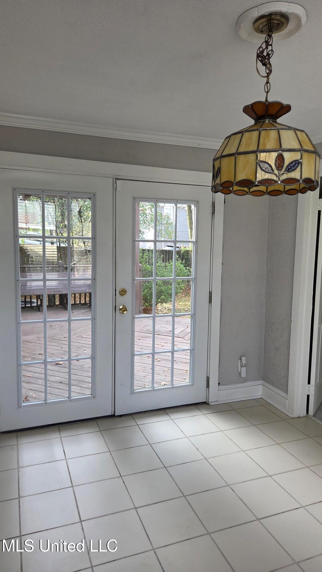 1039 Monroe Street Jackson, MS 39202 - Photo 27 of 49 MORNING ROOM