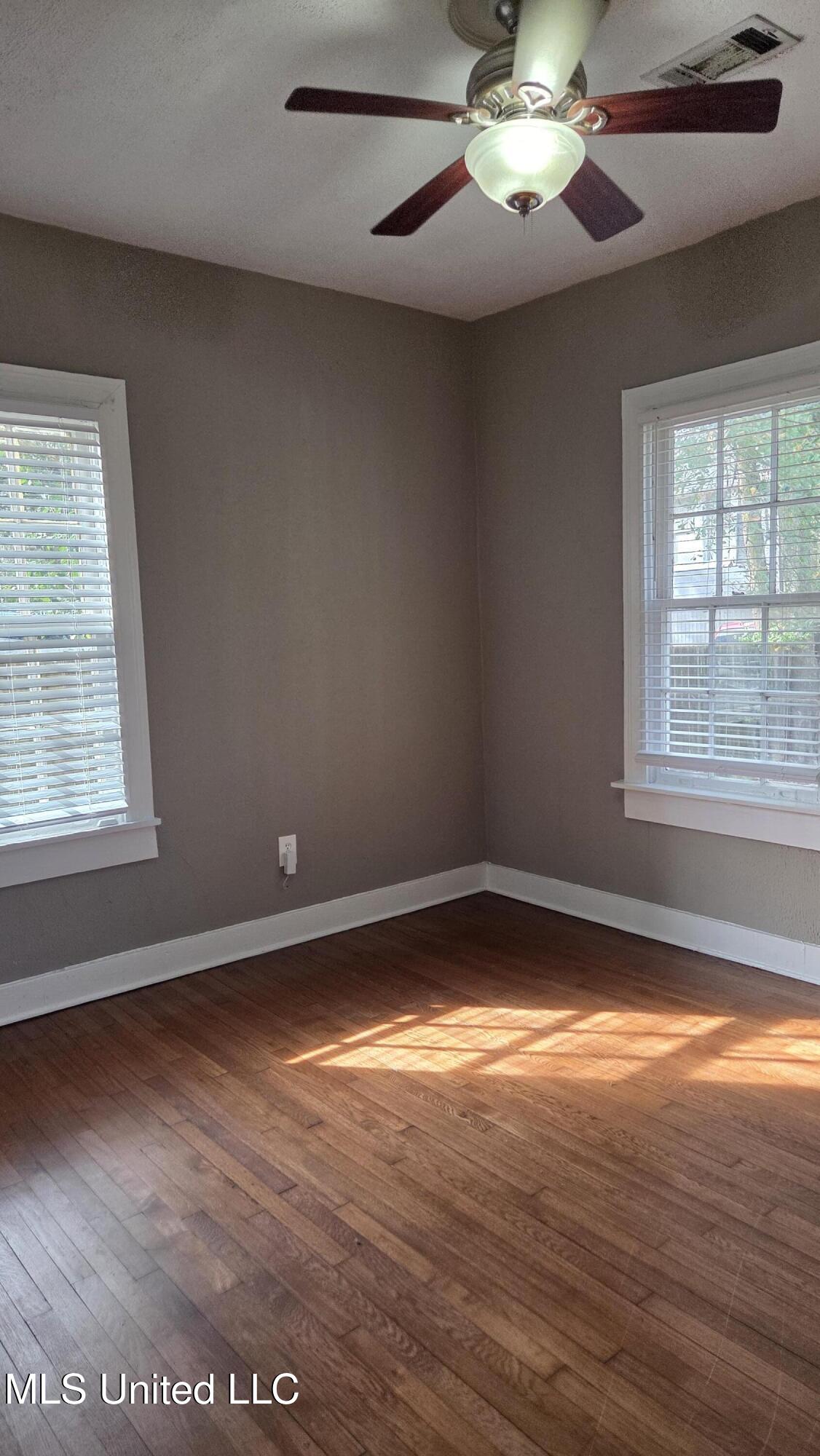 1039 Monroe Street Jackson, MS 39202 - Photo 38 of 49 BEDROOM 1