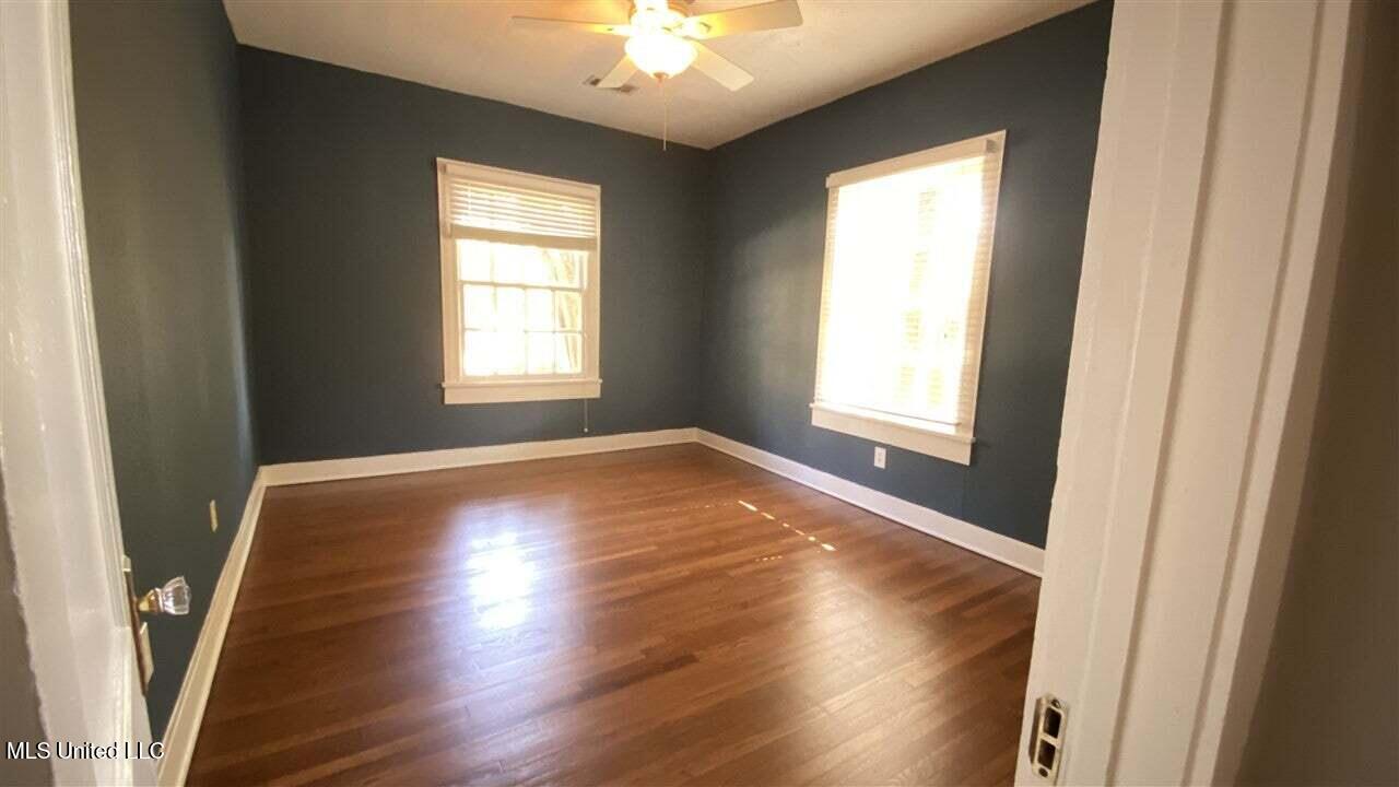 1039 Monroe Street Jackson, MS 39202 - Photo 41 of 49 Bedroom 2