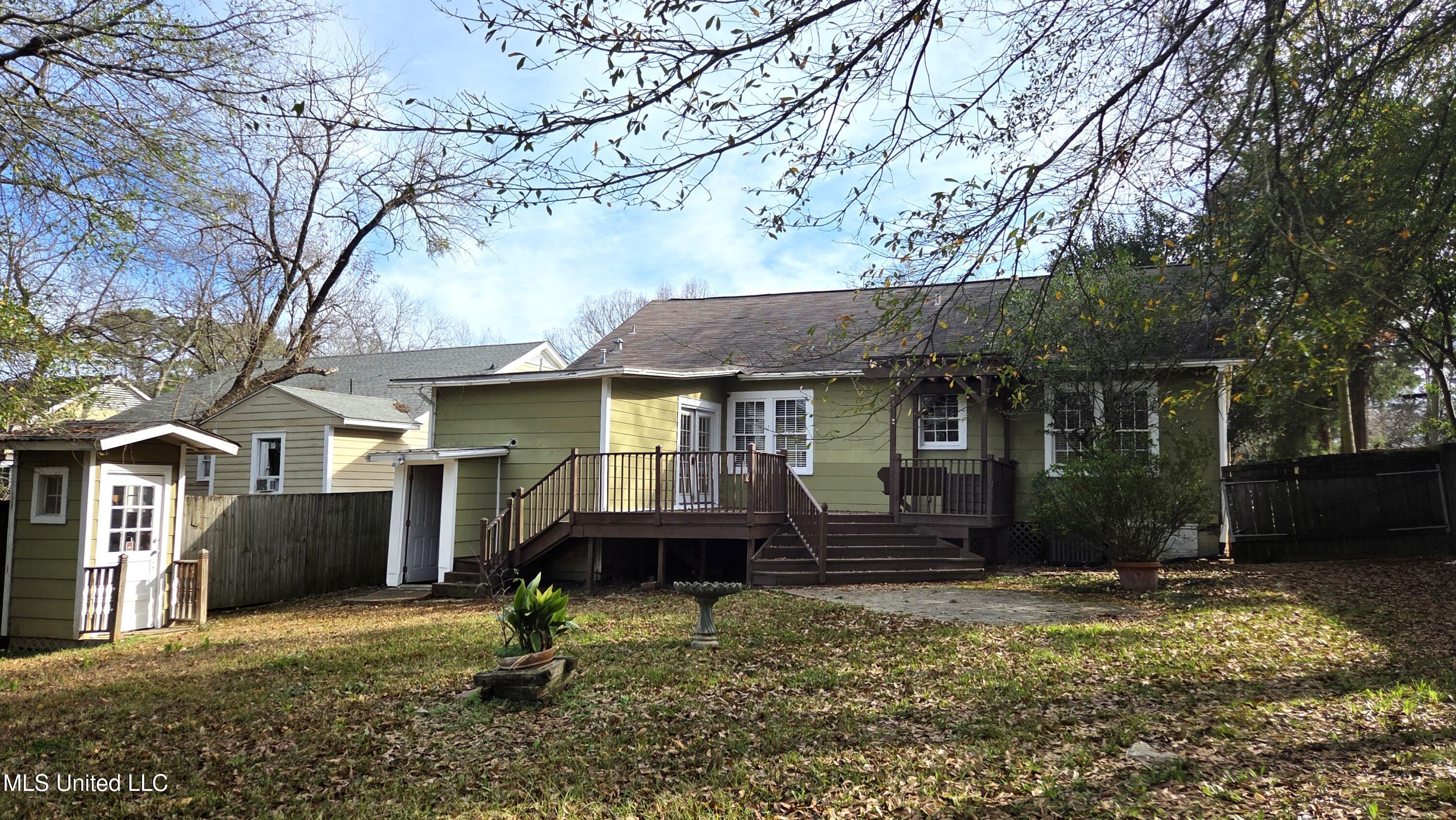 1039 Monroe Street Jackson, MS 39202 - Photo 7 of 49 BACK