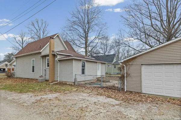 $155,000 | 711 Crockett Street, Covington, IN 47932