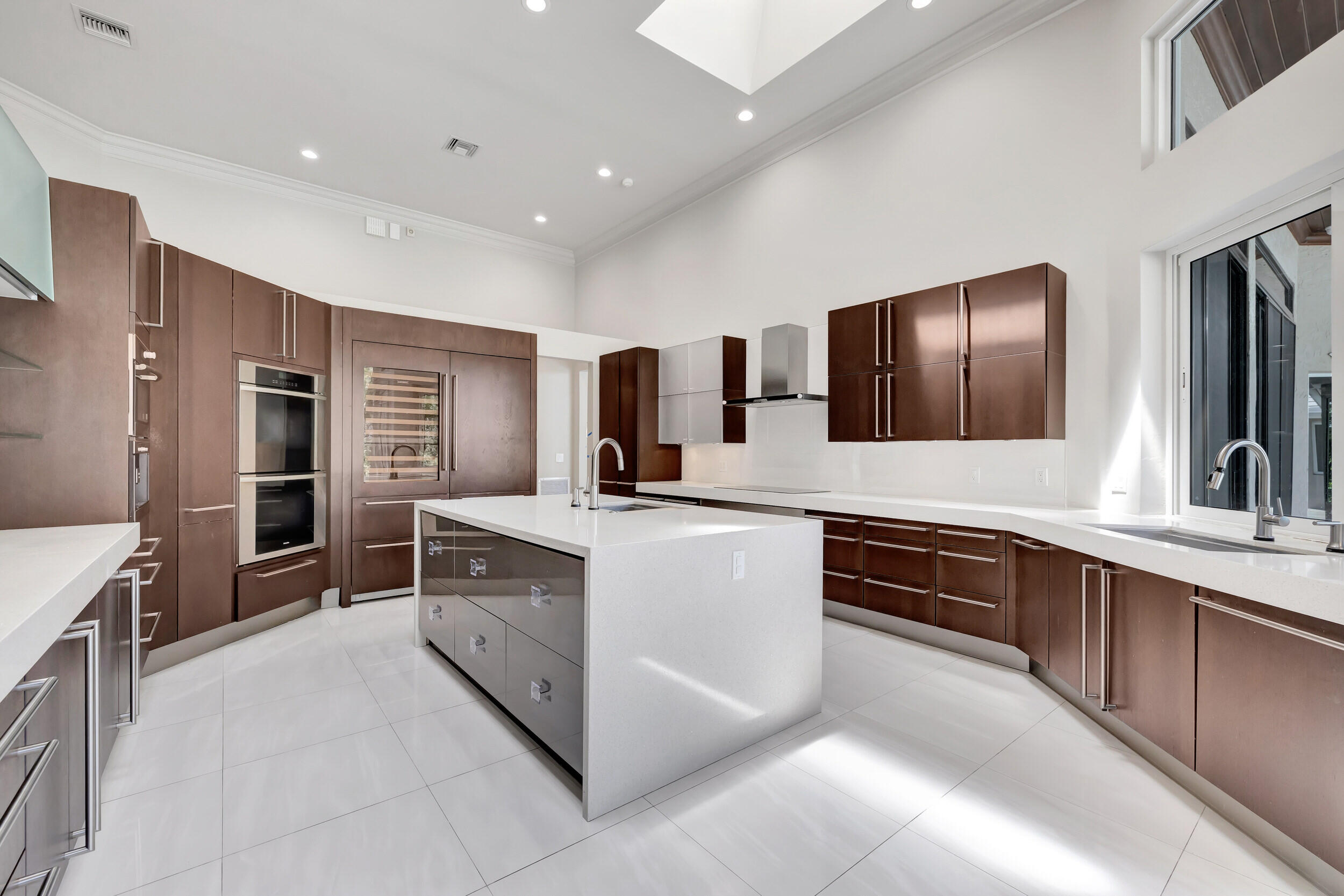 2365 Northwest 45th Street Boca Raton, FL 33431 - Photo 13 of 48 06_3w7a6429