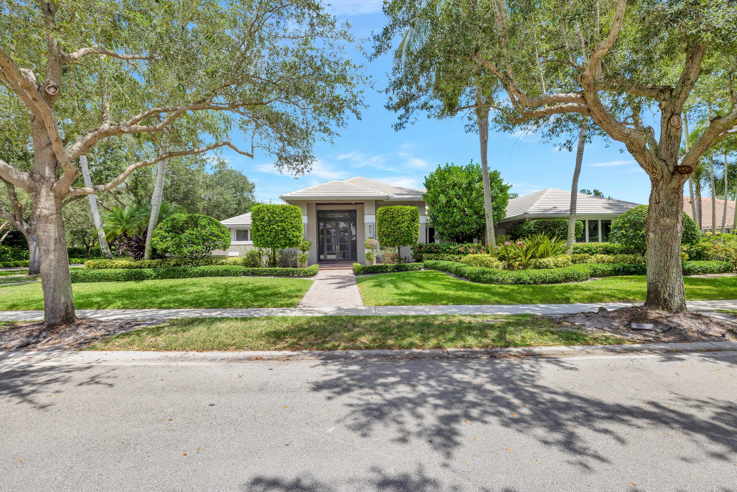 2365 Northwest 45th Street Boca Raton, FL 33431 - Photo 3 of 48 03_3w7a6606