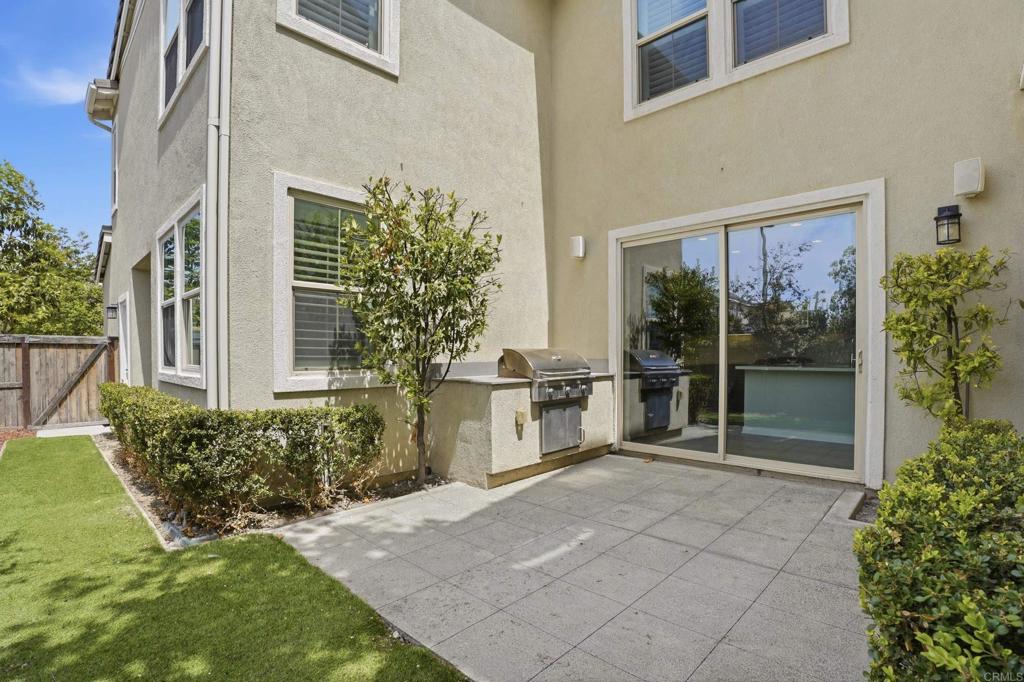 951 Camino Aldea Chula Vista, CA 91913 - Photo 2 of 60