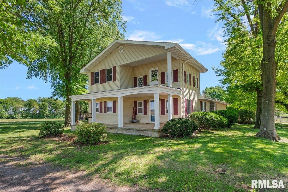 2201 Strawn Crossing Road Jacksonville, IL 62650 - Photo 1 of 64