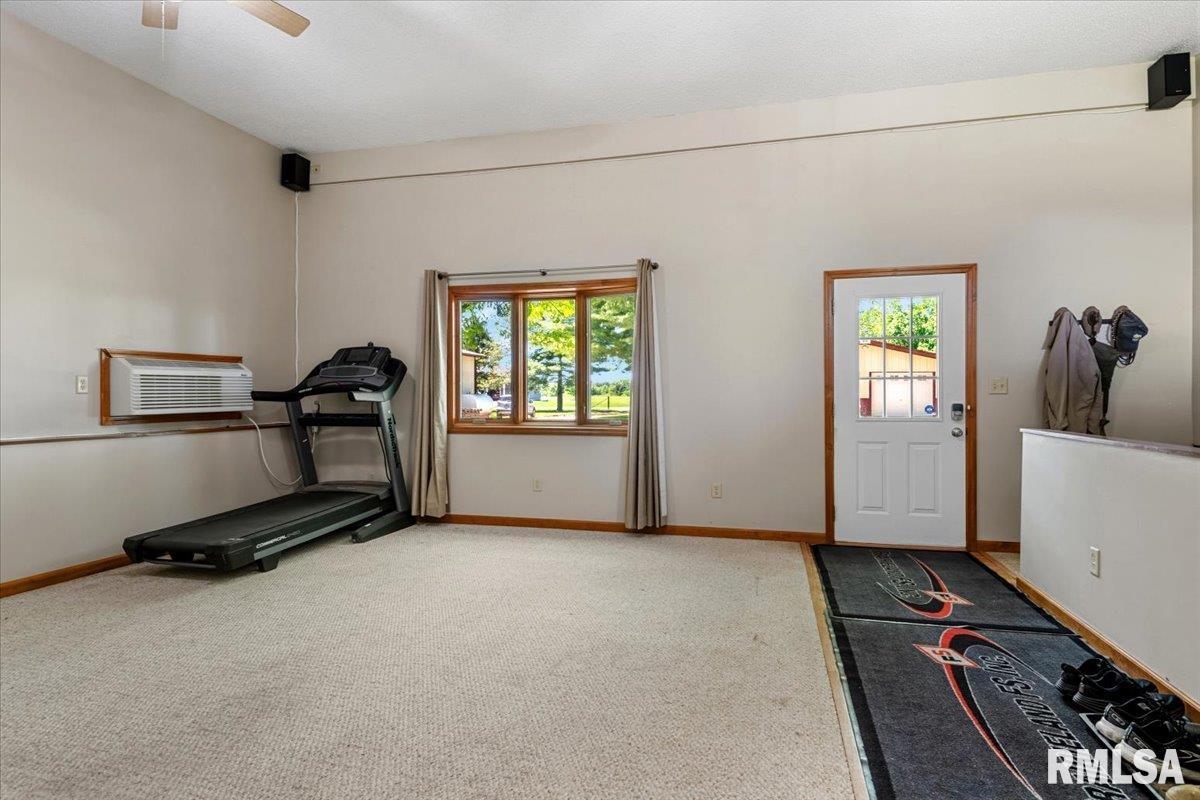 2201 Strawn Crossing Road Jacksonville, IL 62650 - Photo 26 of 64
