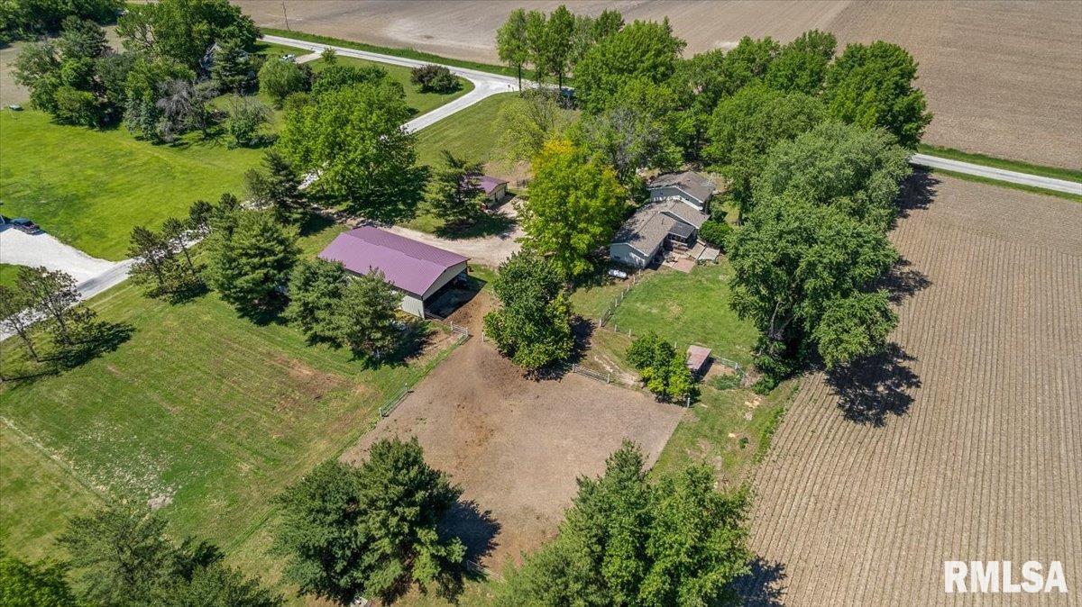 2201 Strawn Crossing Road Jacksonville, IL 62650 - Photo 54 of 64