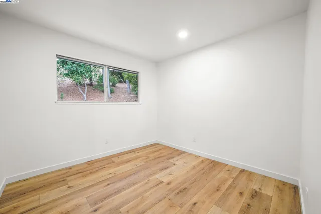 $1,198,000 | 35 San Joaquin Place, Novato, CA 94947