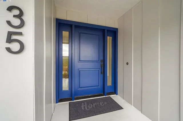 $1,198,000 | 35 San Joaquin Place, Novato, CA 94947