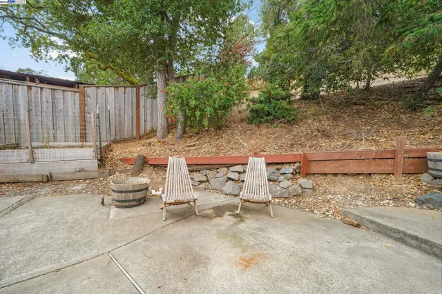 $1,198,000 | 35 San Joaquin Place, Novato, CA 94947