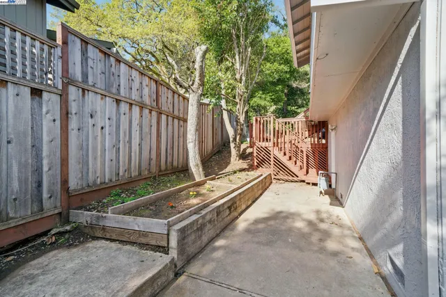 $1,198,000 | 35 San Joaquin Place, Novato, CA 94947