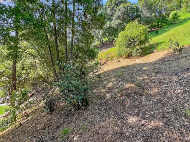 $1,198,000 | 35 San Joaquin Place, Novato, CA 94947