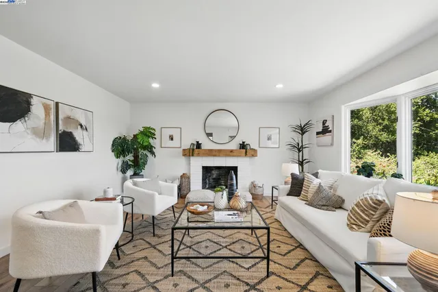 $1,198,000 | 35 San Joaquin Place, Novato, CA 94947