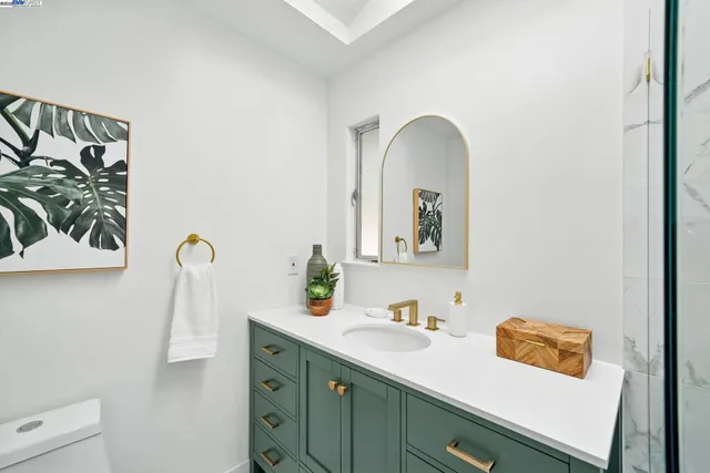 $1,198,000 | 35 San Joaquin Place, Novato, CA 94947