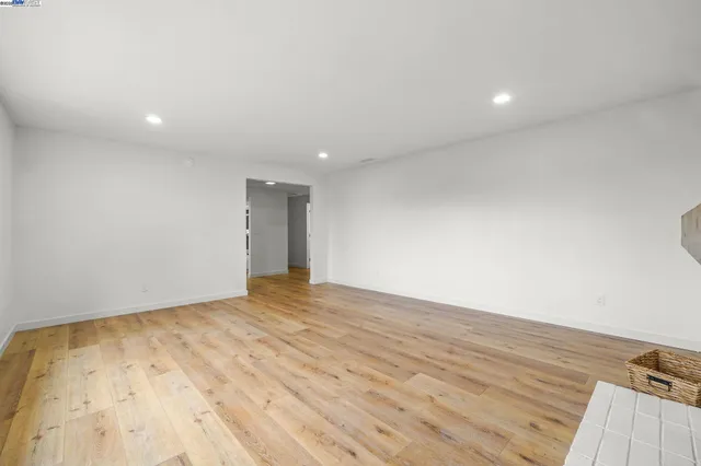 $1,198,000 | 35 San Joaquin Place, Novato, CA 94947