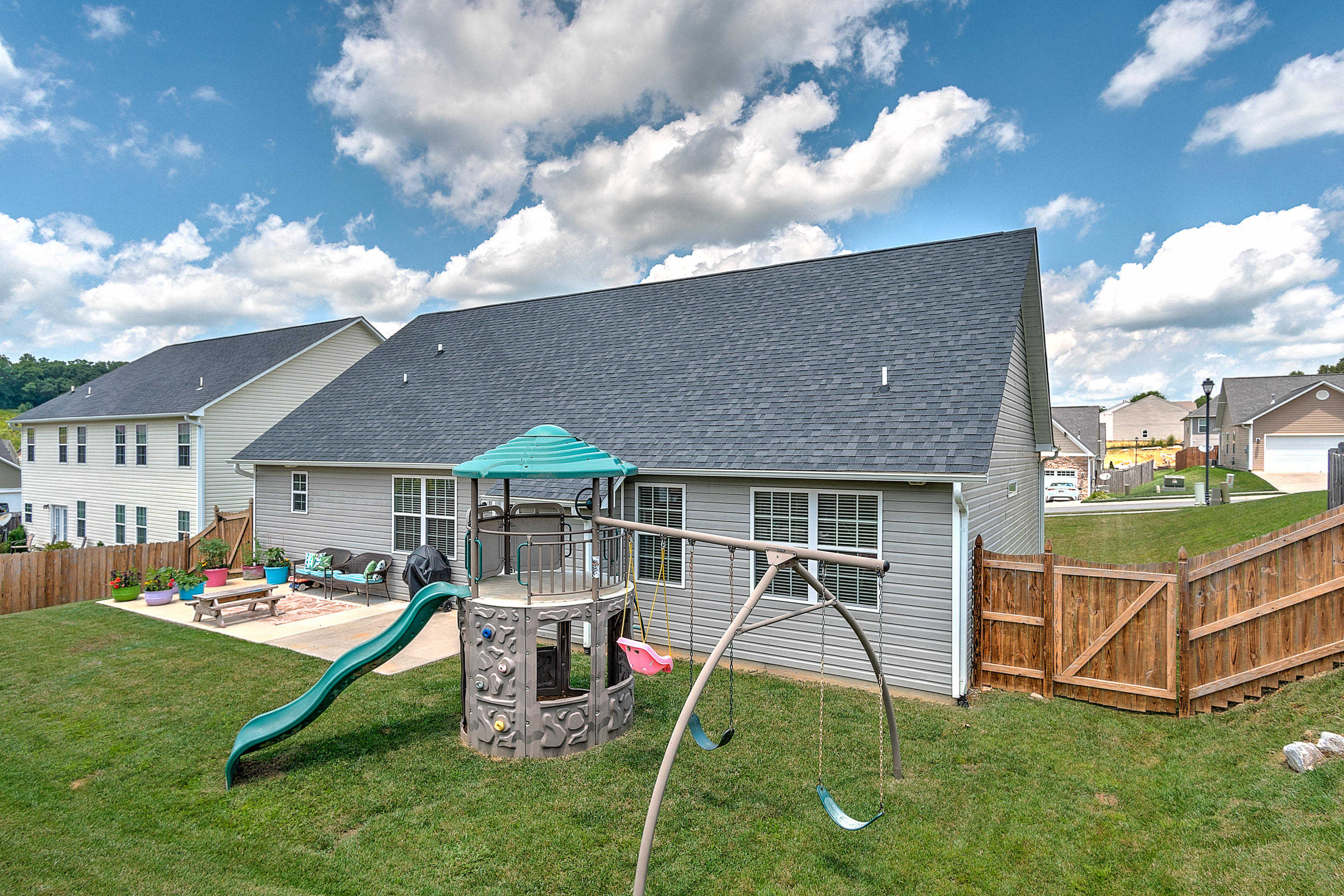 901 Hackney Road Johnson City, TN 37615 - Photo 34 of 42 exterior-11