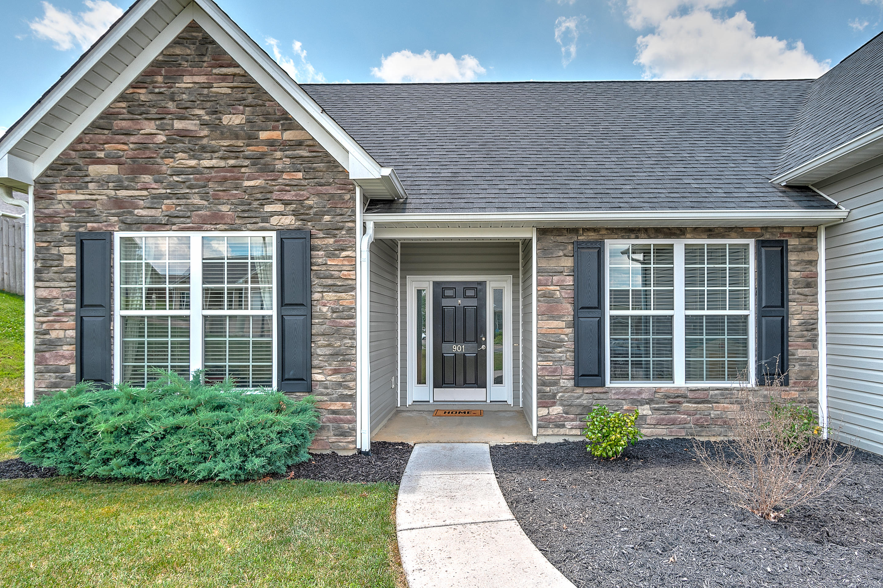 901 Hackney Road Johnson City, TN 37615 - Photo 5 of 42 exterior-7