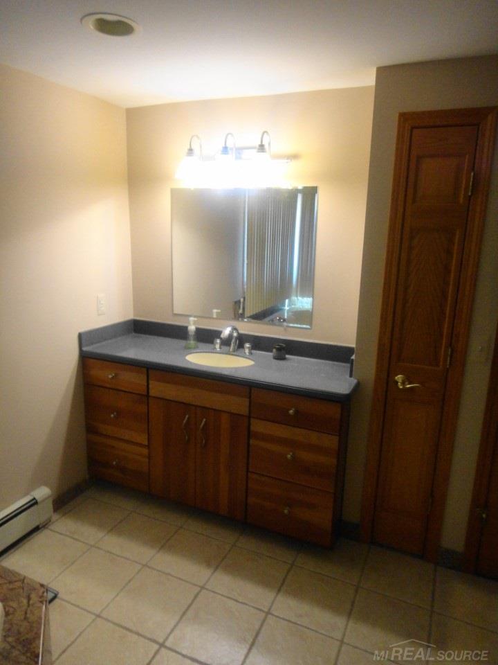7212 Bluebill Road Algonac, MI 48001 - Photo 23 of 32 31350877-22.JPG