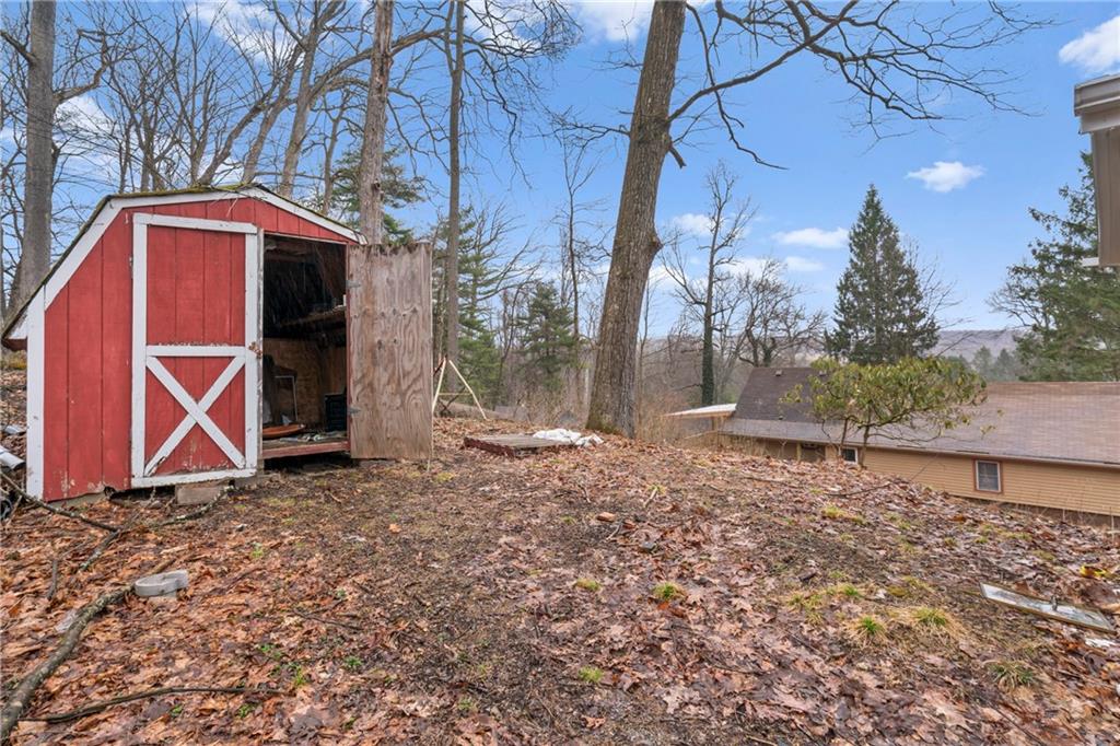 150 William Penn Trail Chalk Hill, PA 15421 - Photo 21 of 33