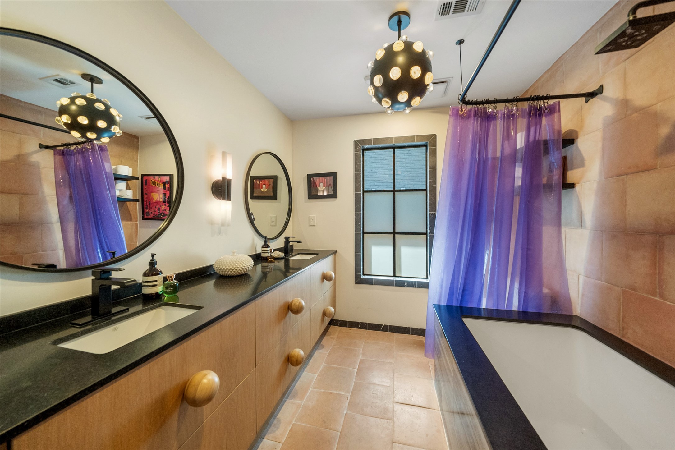 805 East 36th Street Houston, TX 77022 - Photo 20 of 28 a view of hall way with furniture and chandelier