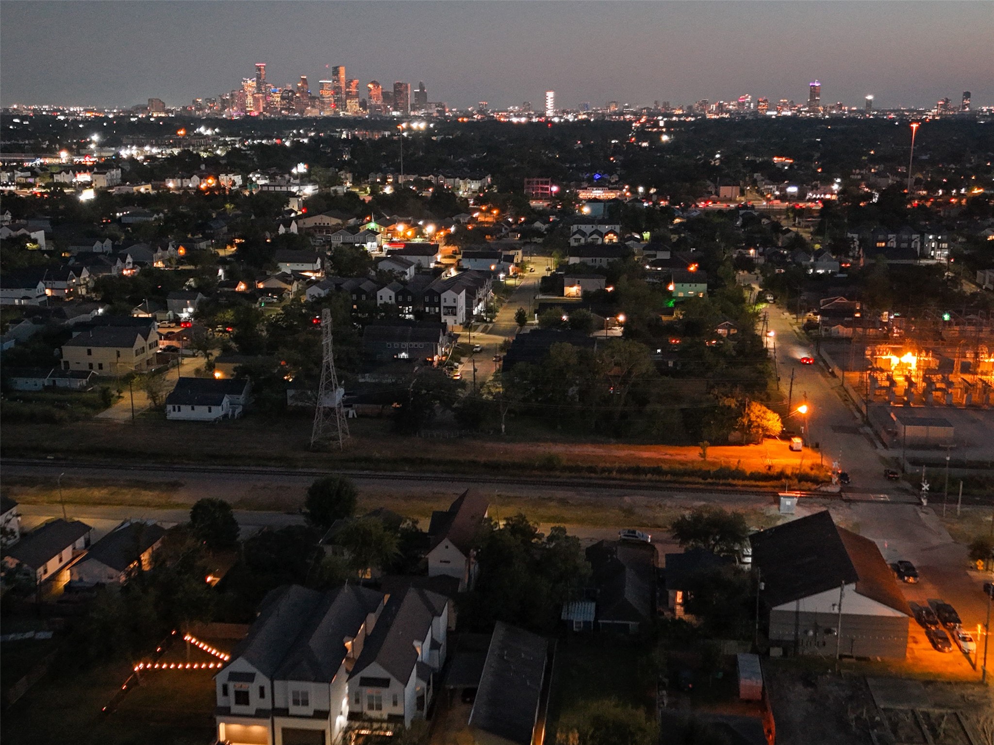 805 East 36th Street Houston, TX 77022 - Photo 28 of 28