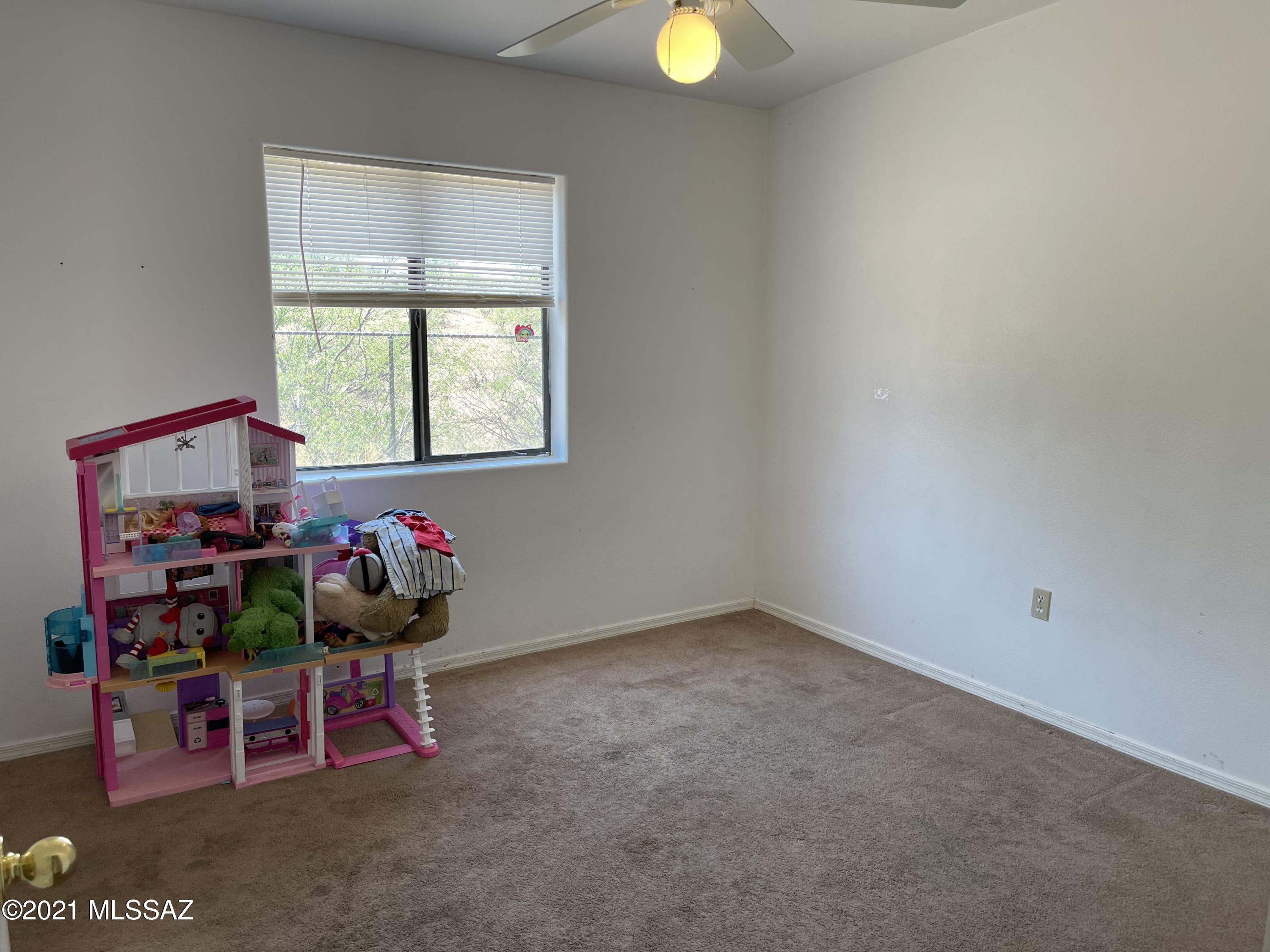 1022 B Circulo Golondrina Rio Rico, AZ 85648 - Photo 16 of 22