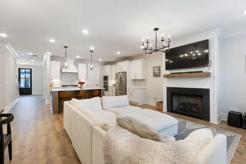 $715,000 | 843 Braidwood Lane, Franklin, TN 37064