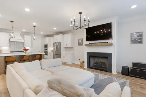 $715,000 | 843 Braidwood Lane, Franklin, TN 37064