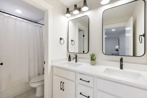 $715,000 | 843 Braidwood Lane, Franklin, TN 37064