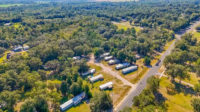 $1,000,000 | 10649 Northwest Goodman Drive, Unit 8, Bristol, FL 32321