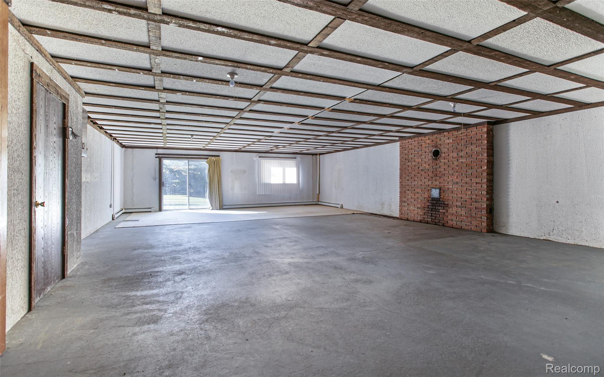 3580 Gregory Road Lake Orion, MI 48359 - Photo 23 of 31 -10.jpg