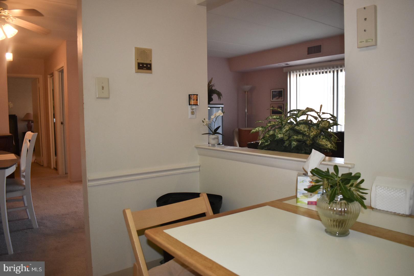 61103 Delaire Landing Road, Unit 103 Philadelphia, PA 19114 - Photo 15 of 32 Kitchen