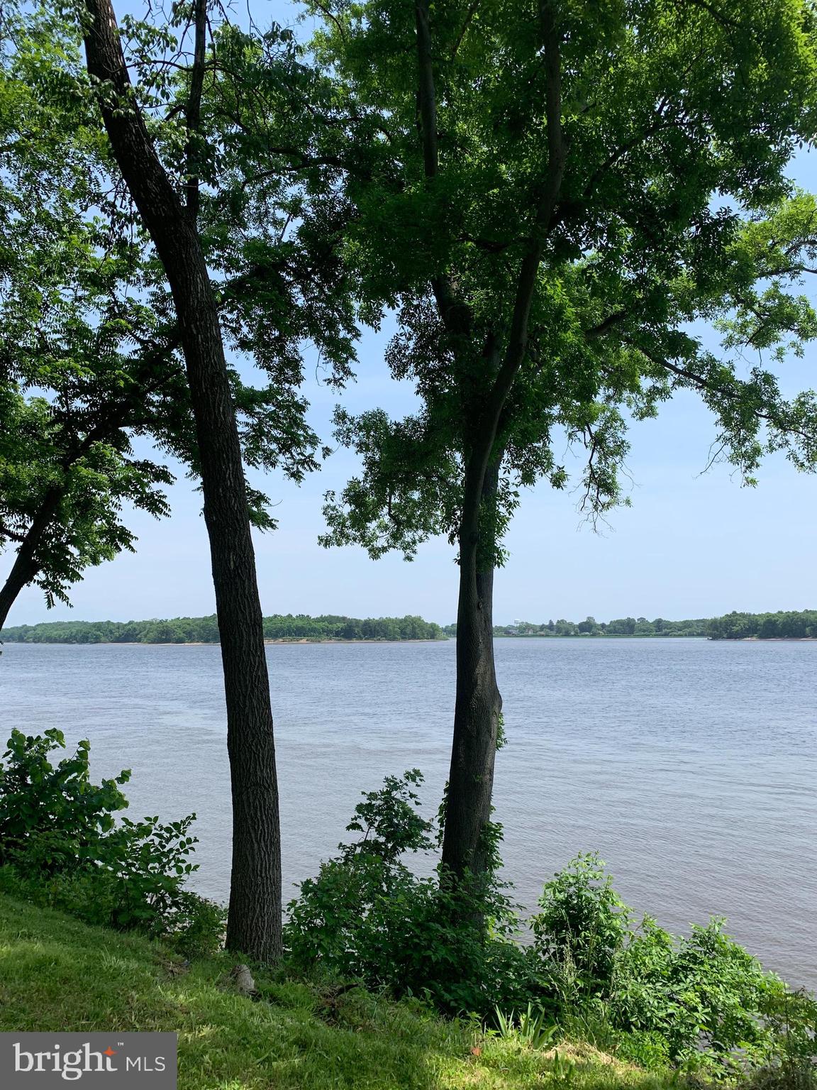 61103 Delaire Landing Road, Unit 103 Philadelphia, PA 19114 - Photo 28 of 32 River View