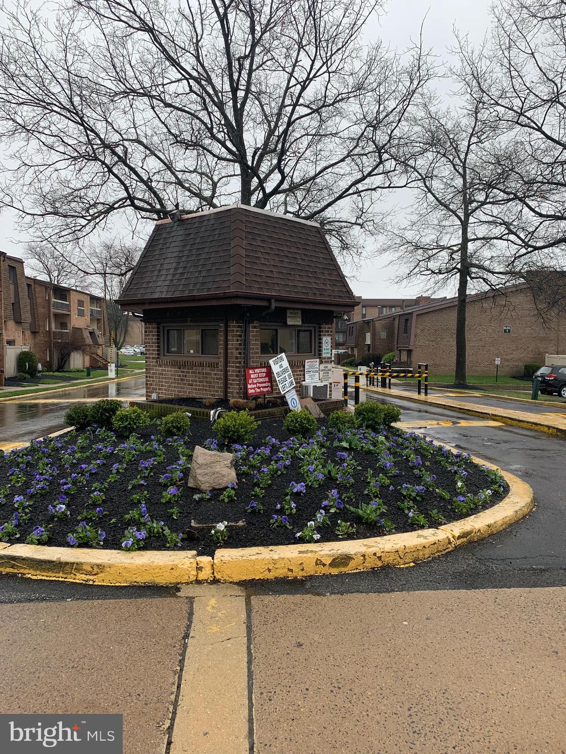 61103 Delaire Landing Road, Unit 103 Philadelphia, PA 19114 - Photo 3 of 32 Delaire Landing Security Gatehouse Entrance