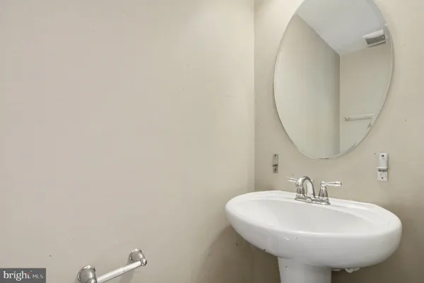 $2,350 | 3108 Alliance Court, Fredericksburg, VA 22408