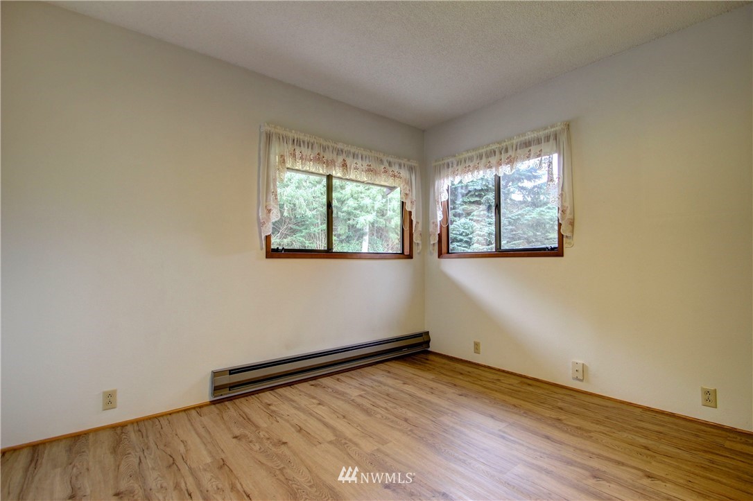 9311 Harrison Road Sedro-Woolley, WA 98284 - Photo 11 of 18 Gallery Image 11