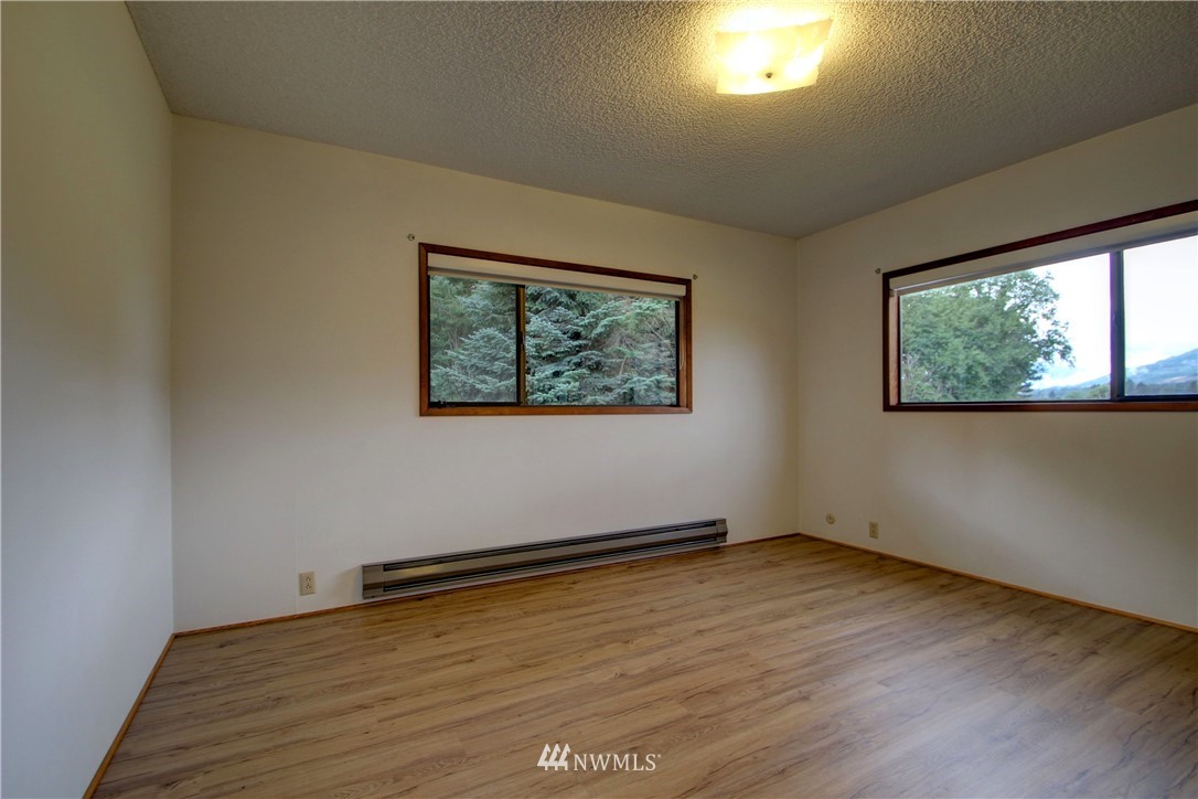 9311 Harrison Road Sedro-Woolley, WA 98284 - Photo 12 of 18 Gallery Image 12