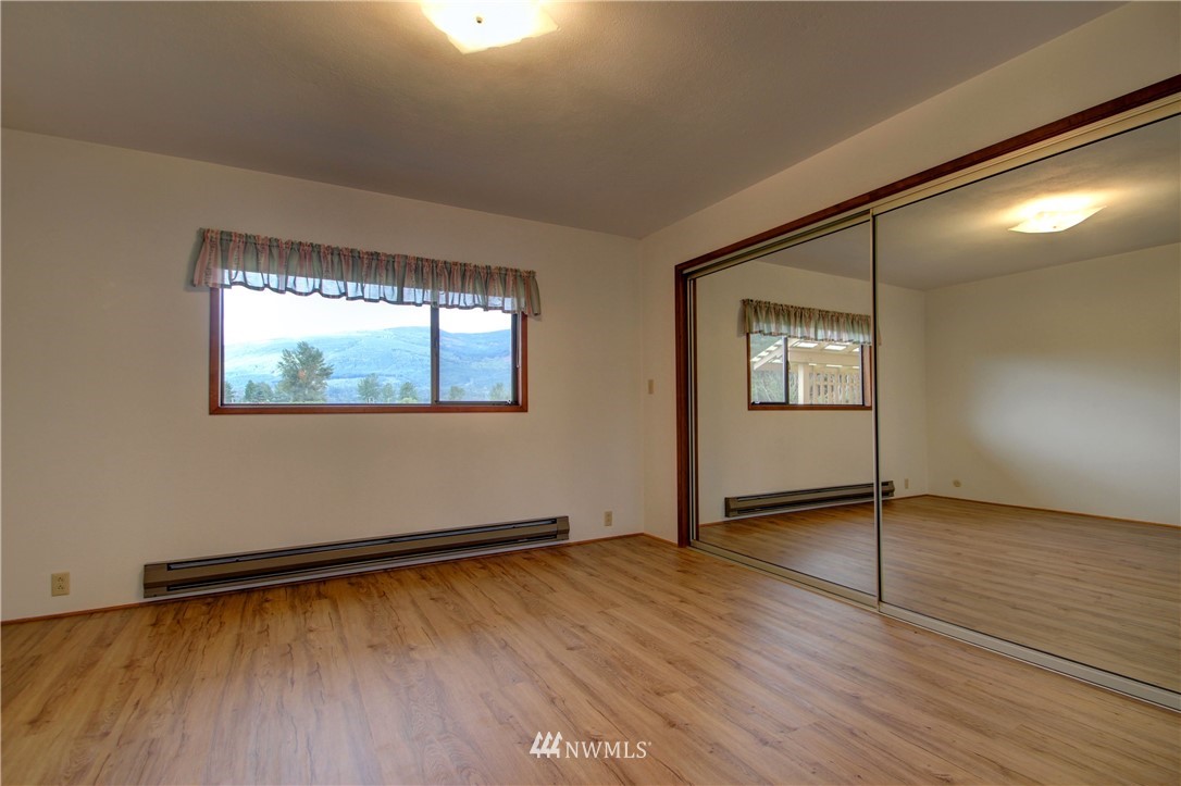 9311 Harrison Road Sedro-Woolley, WA 98284 - Photo 10 of 18 Gallery Image 10
