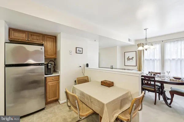 $219,000 | 13 Pickering Court, Unit 1302, Germantown, MD 20874