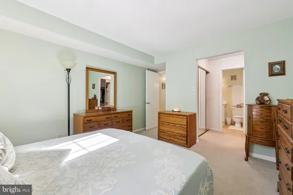 $219,000 | 13 Pickering Court, Unit 1302, Germantown, MD 20874