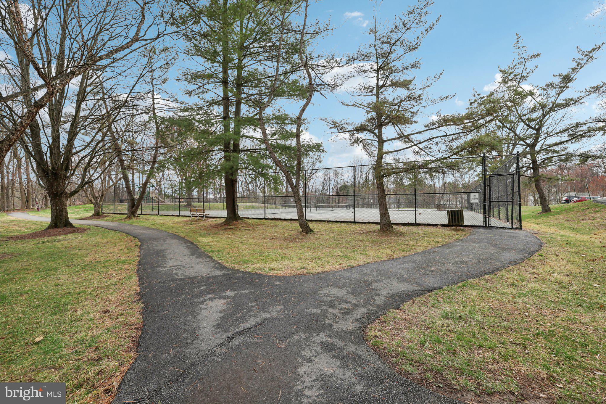 13 Pickering Court, Unit 1302 Germantown, MD 20874 - Photo 39 of 50 Pickleball.