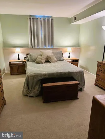 $219,000 | 13 Pickering Court, Unit 1302, Germantown, MD 20874