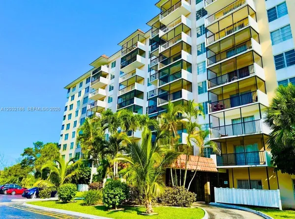 $139,000 | 4164 Inverrary Drive, Unit 204, Lauderhill, FL 33319