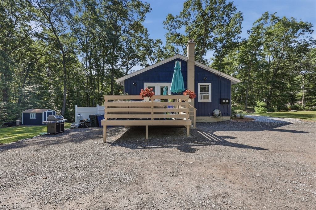43 Seaverns Bridge Road Merrimack, NH 03054 - Photo 23 of 41 Gallery Image 23