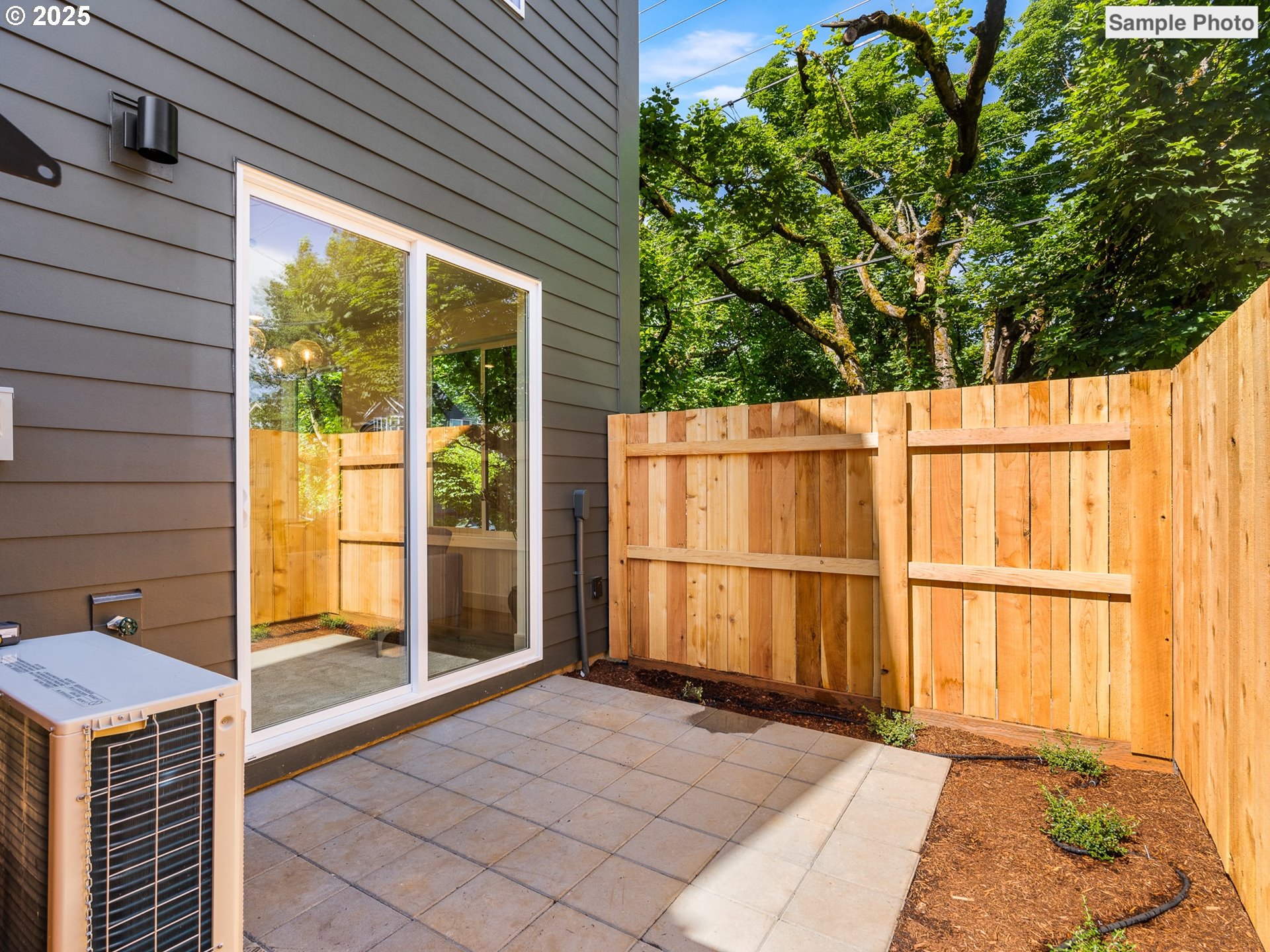 207 Northeast Going Street, Unit 3 Portland, OR 97211 - Photo 16 of 17