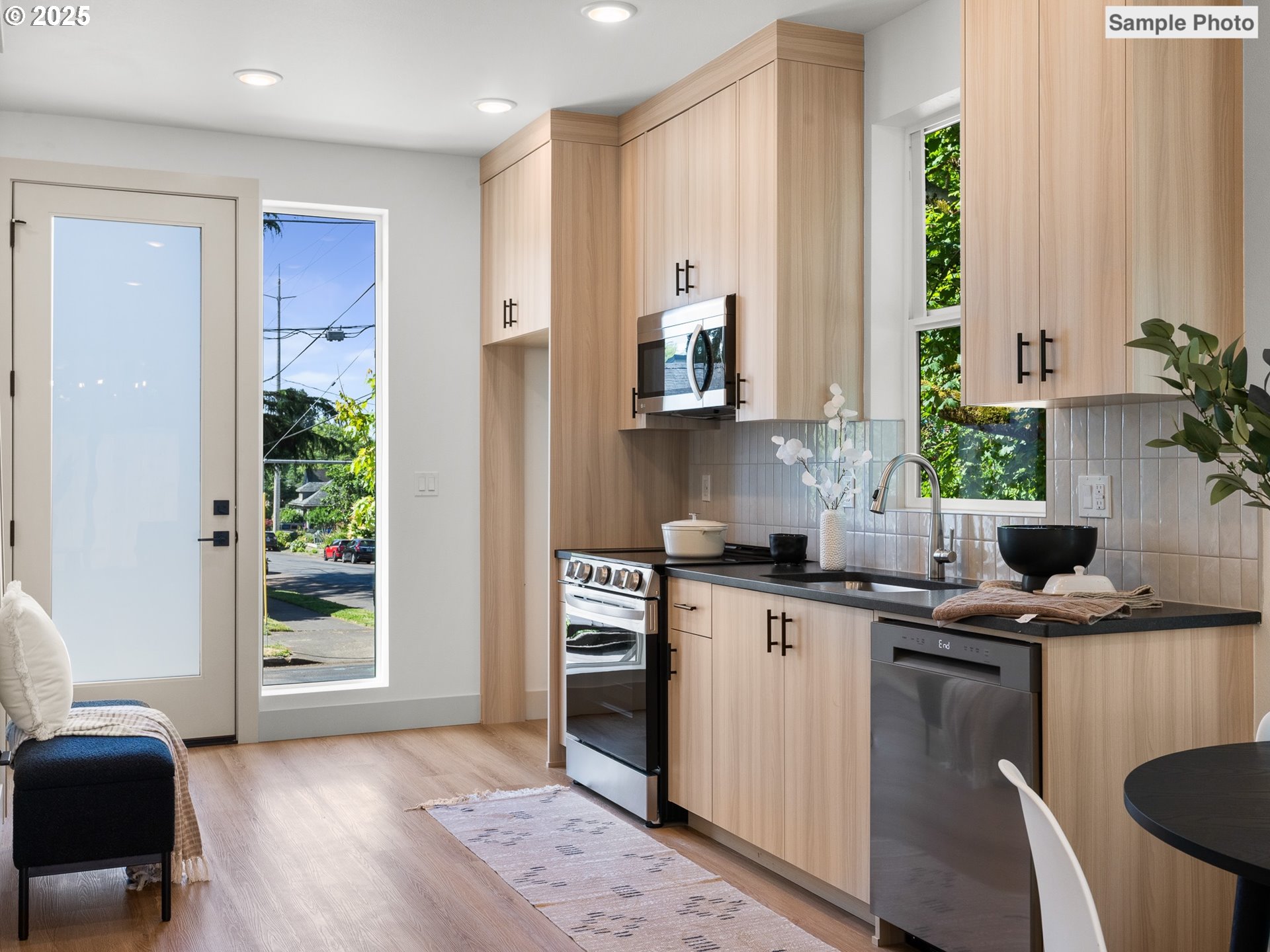 207 Northeast Going Street, Unit 3 Portland, OR 97211 - Photo 4 of 17