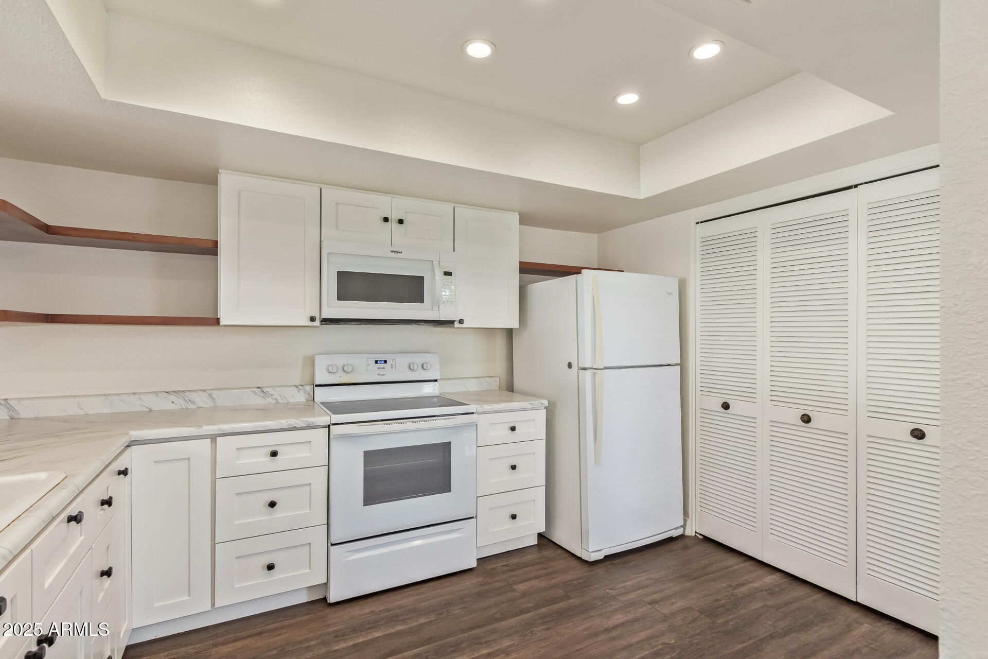 1274 East Ave Hermosa Phoenix, AZ 85014 - Photo 11 of 35 IMG_1748