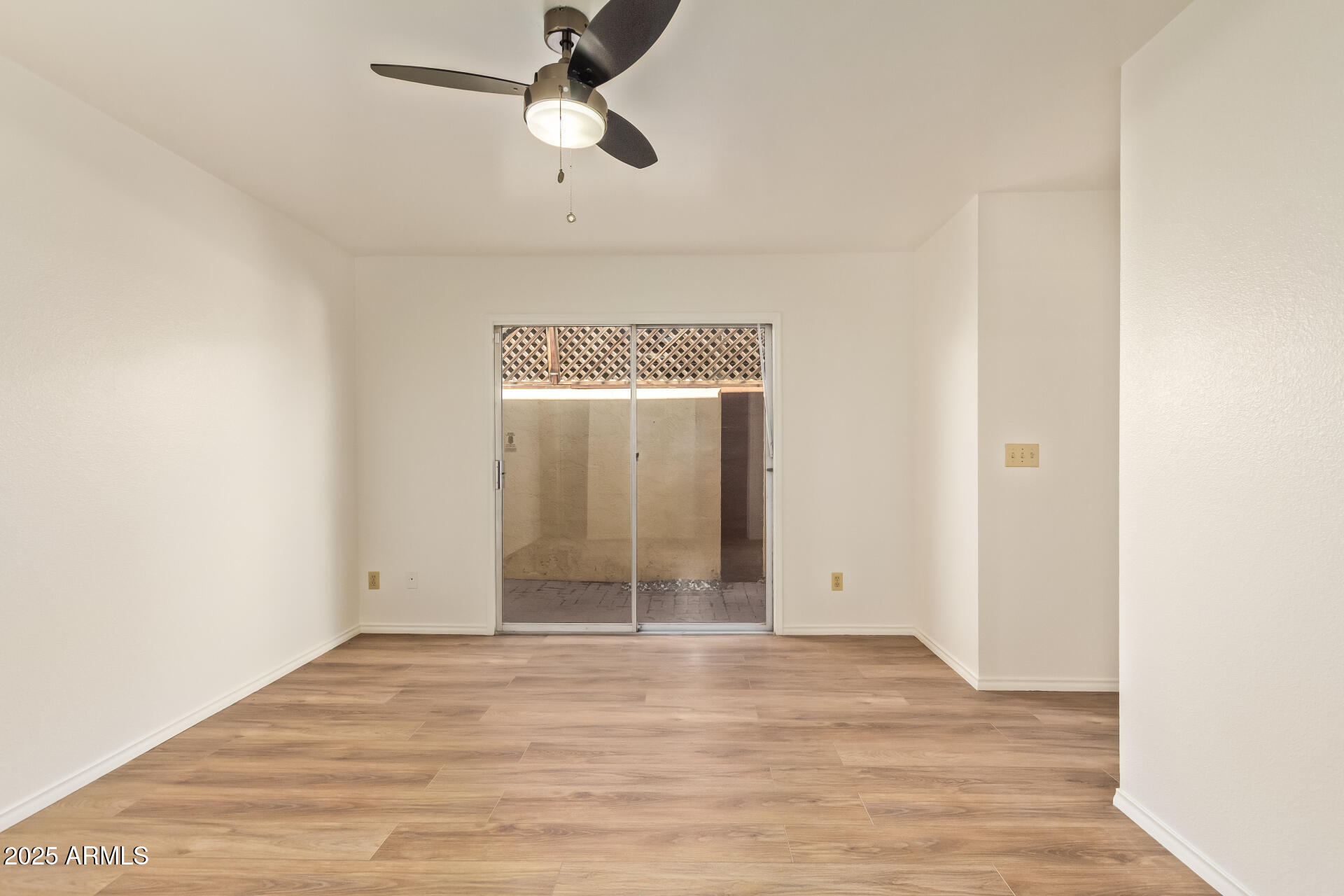 1274 East Ave Hermosa Phoenix, AZ 85014 - Photo 17 of 35 IMG_1752