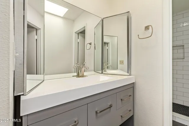 $374,900 | 1274 East Ave Hermosa, Phoenix, AZ 85014